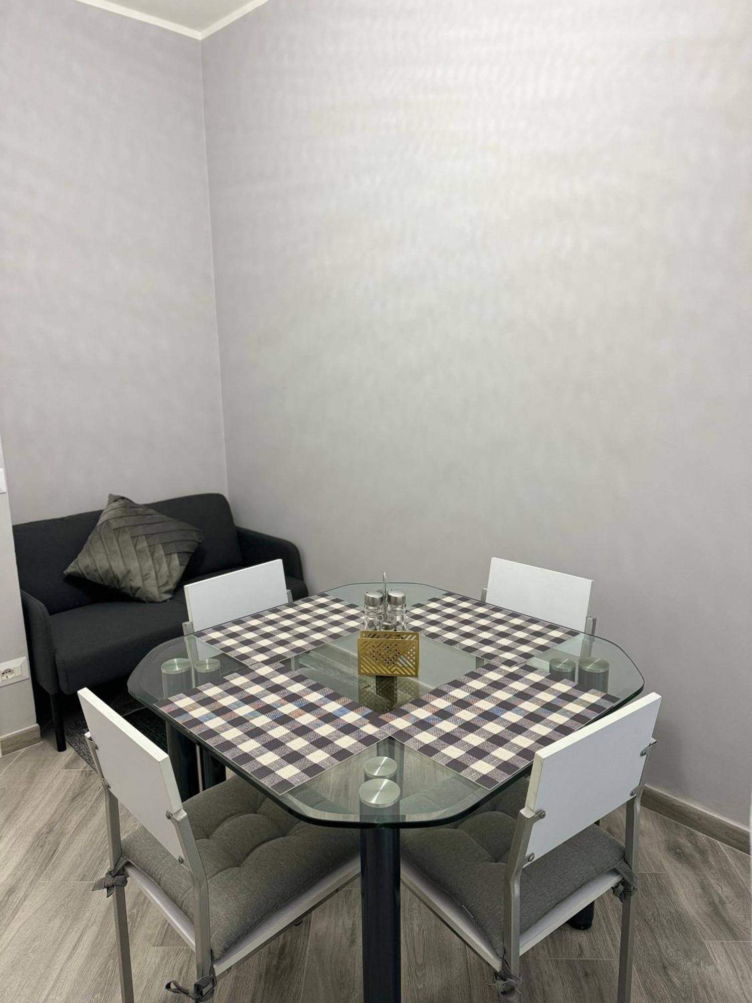 Apartamento Trento House Zona Stazione Centro Storico Parma Exterior foto